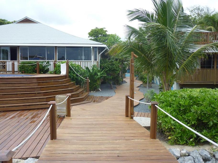 Wikkid Resort Dixon Cove Exterior photo